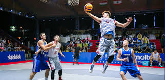 东契奇准绝杀湖人,詹眉艰难抉择,稳定表现令人惊叹.