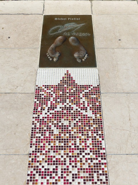 中超联赛的 中超联赛的